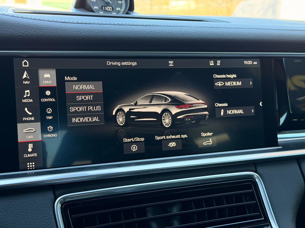 Used 2018 Porsche Panamera 4S image 36