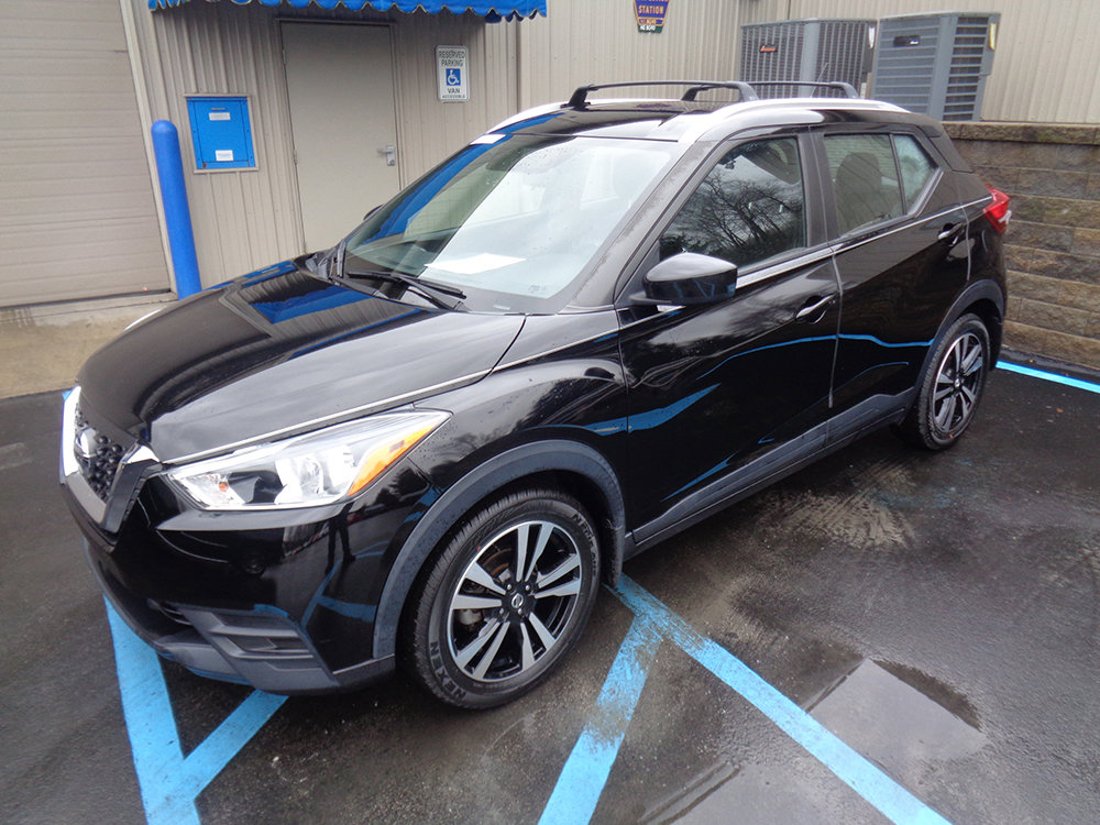 Used 2019 Nissan Kicks SV w/ Exterior Package