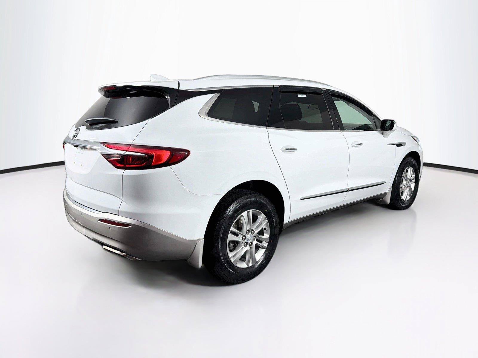 Used 2021 Buick Enclave Essence w/ Sound and Sites Package AWD/4WD image 11