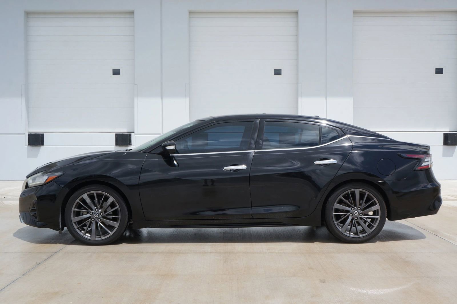 Used 2020 Nissan Maxima Platinum w/ Reserve Package FWD image 6