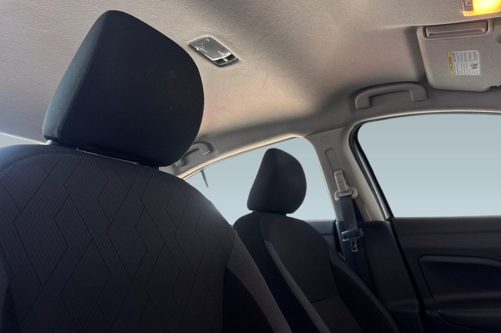 Used 2024 Nissan Versa SV FWD image 23