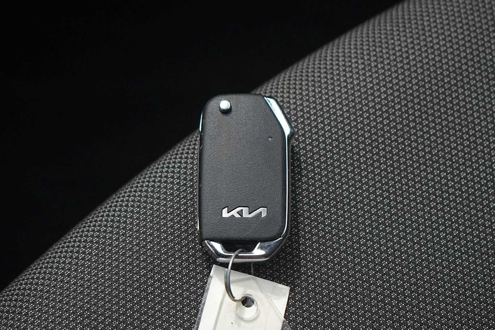 Used 2024 Kia Forte LXS FWD image 28