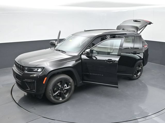 New 2026 Jeep Grand Cherokee Limited w/ Limited Altitude Package RWD image 54