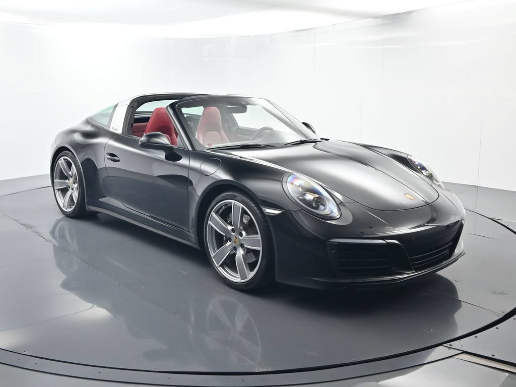 Certified 2019 Porsche 911 Targa 4 AWD/4WD image 17