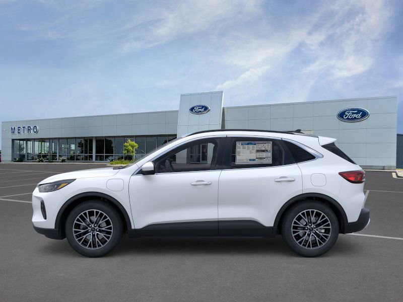 New 2026 Ford Escape SE w/ PHEV Premium Package image 3