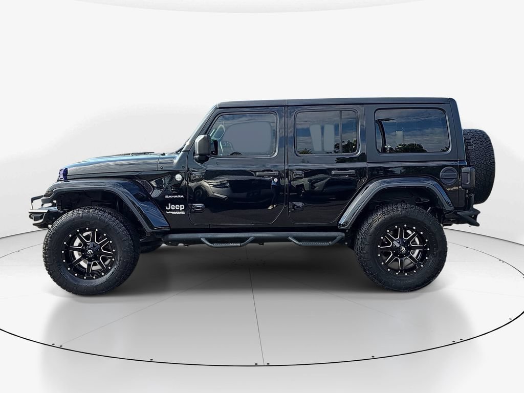 Used 2019 Jeep Wrangler Unlimited Sahara w/ Uconnect 4C Nav & Sound Group AWD/4WD image 10