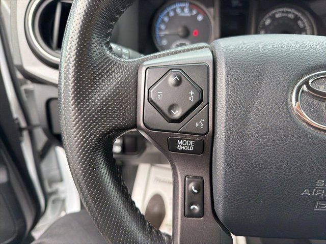 Used 2017 Toyota Tacoma TRD Sport image 22