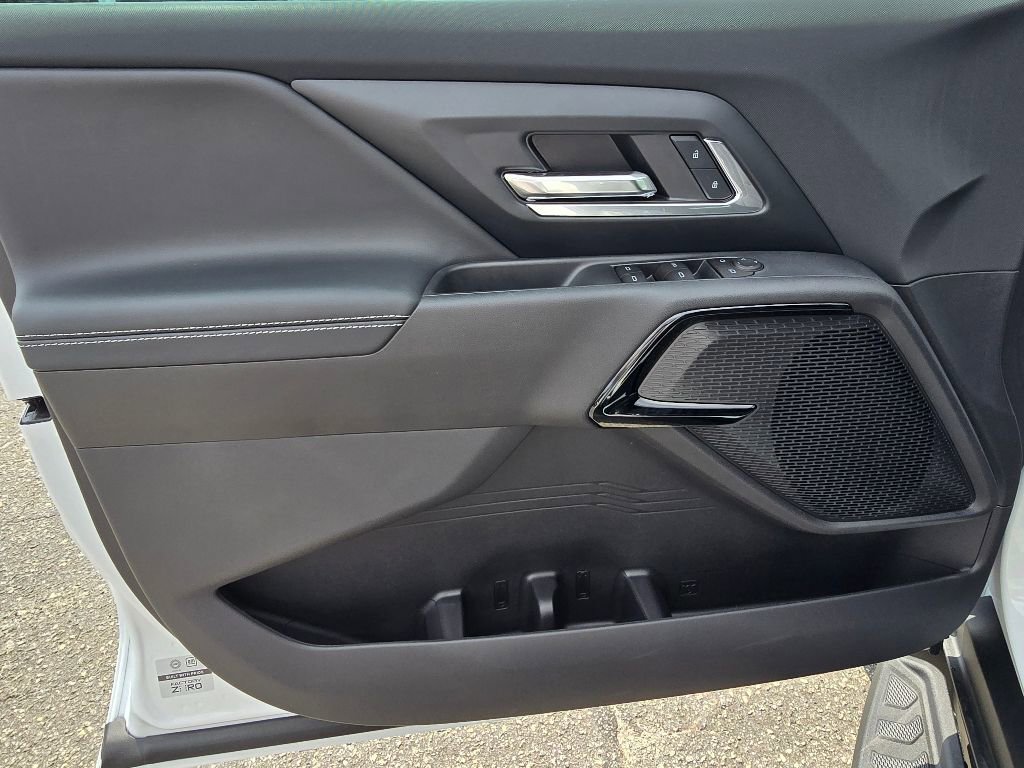 New 2026 Chevrolet Silverado EV LT image 9