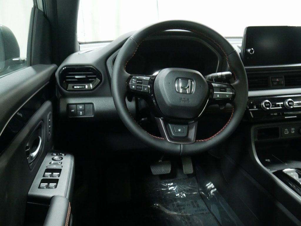 New 2025 Honda Pilot TrailSport image 29