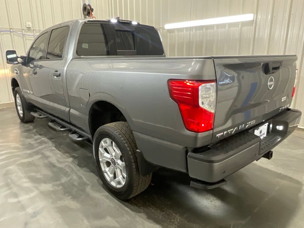 Used 2024 Nissan Titan SV w/ SV Convenience Package AWD/4WD image 23