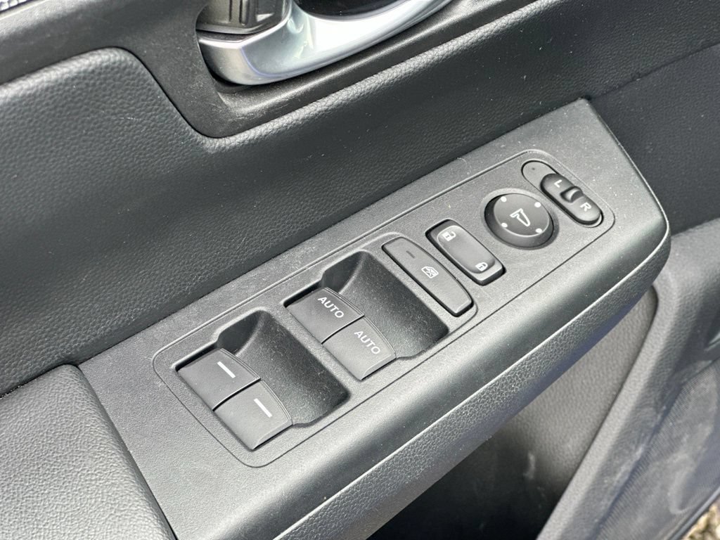 Used 2023 Honda CR-V Sport image 17