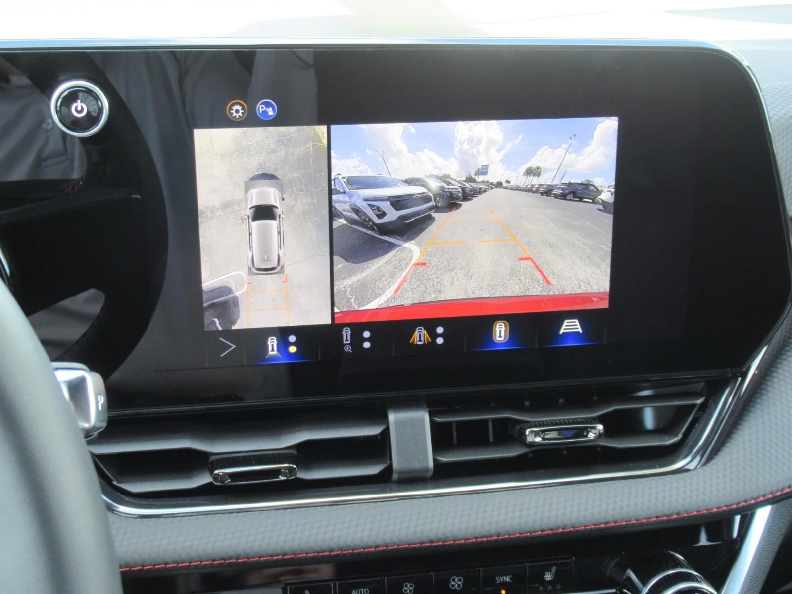 New 2026 Chevrolet Equinox RS w/ Safety and Technology Package FWD image 29