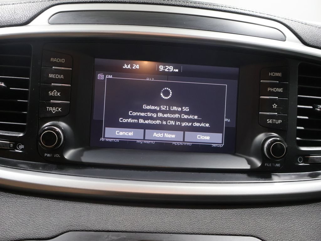 Used 2019 Kia Sorento AWD V6 image 25