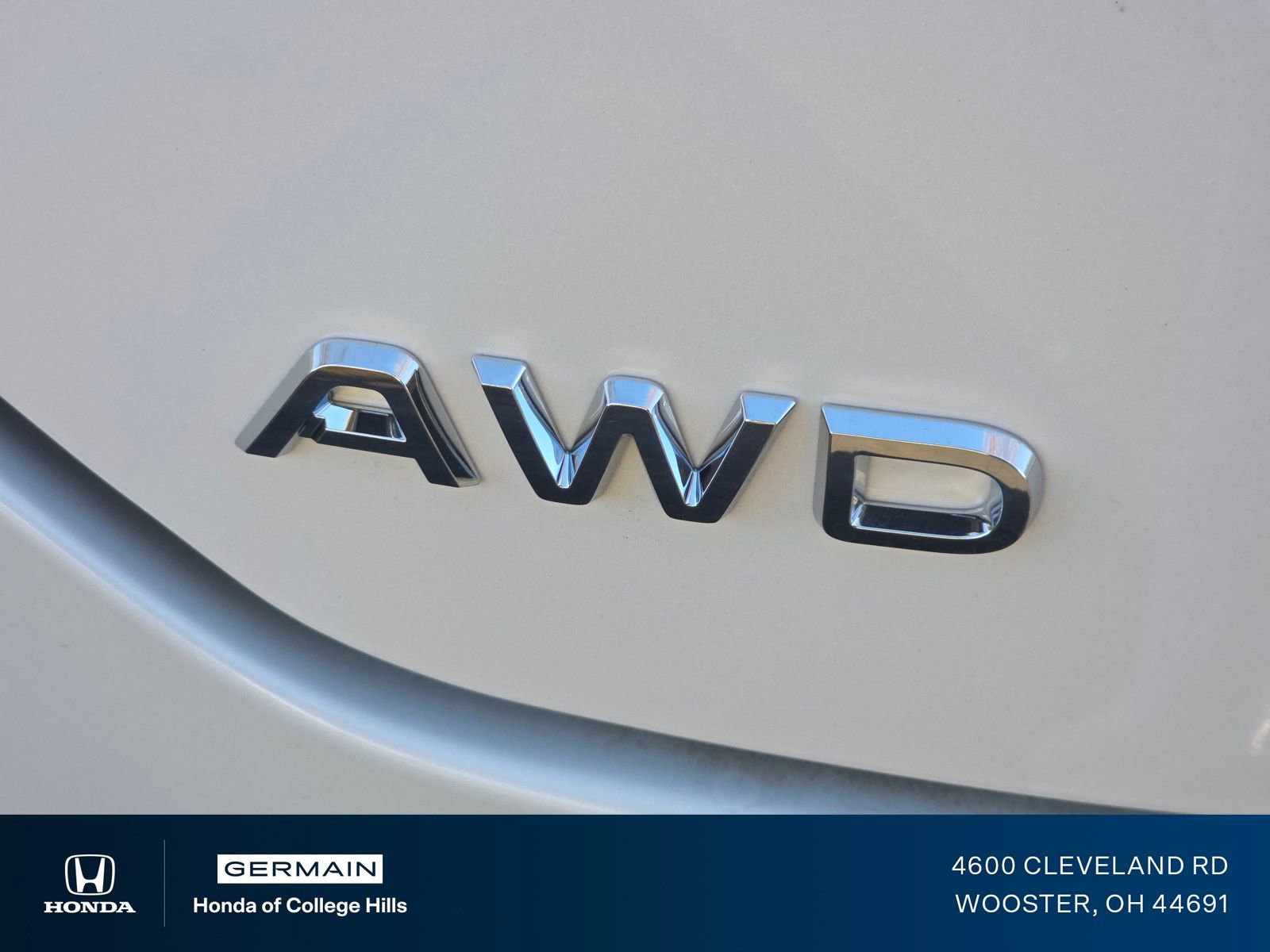 New 2025 Honda Pilot Touring image 11