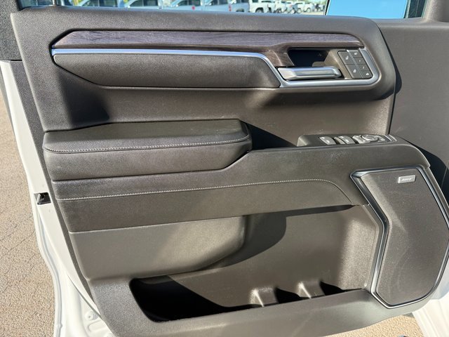 Used 2023 Chevrolet Silverado 1500 LTZ image 10