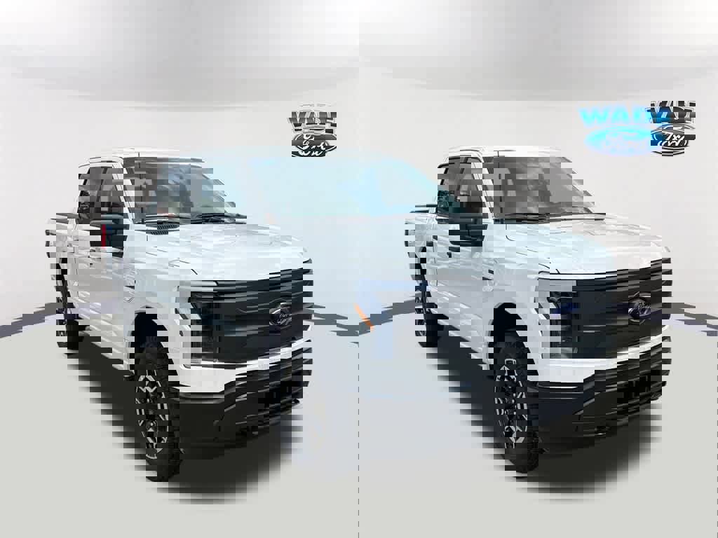 New 2023 Ford F150 Lightning Lariat image 3