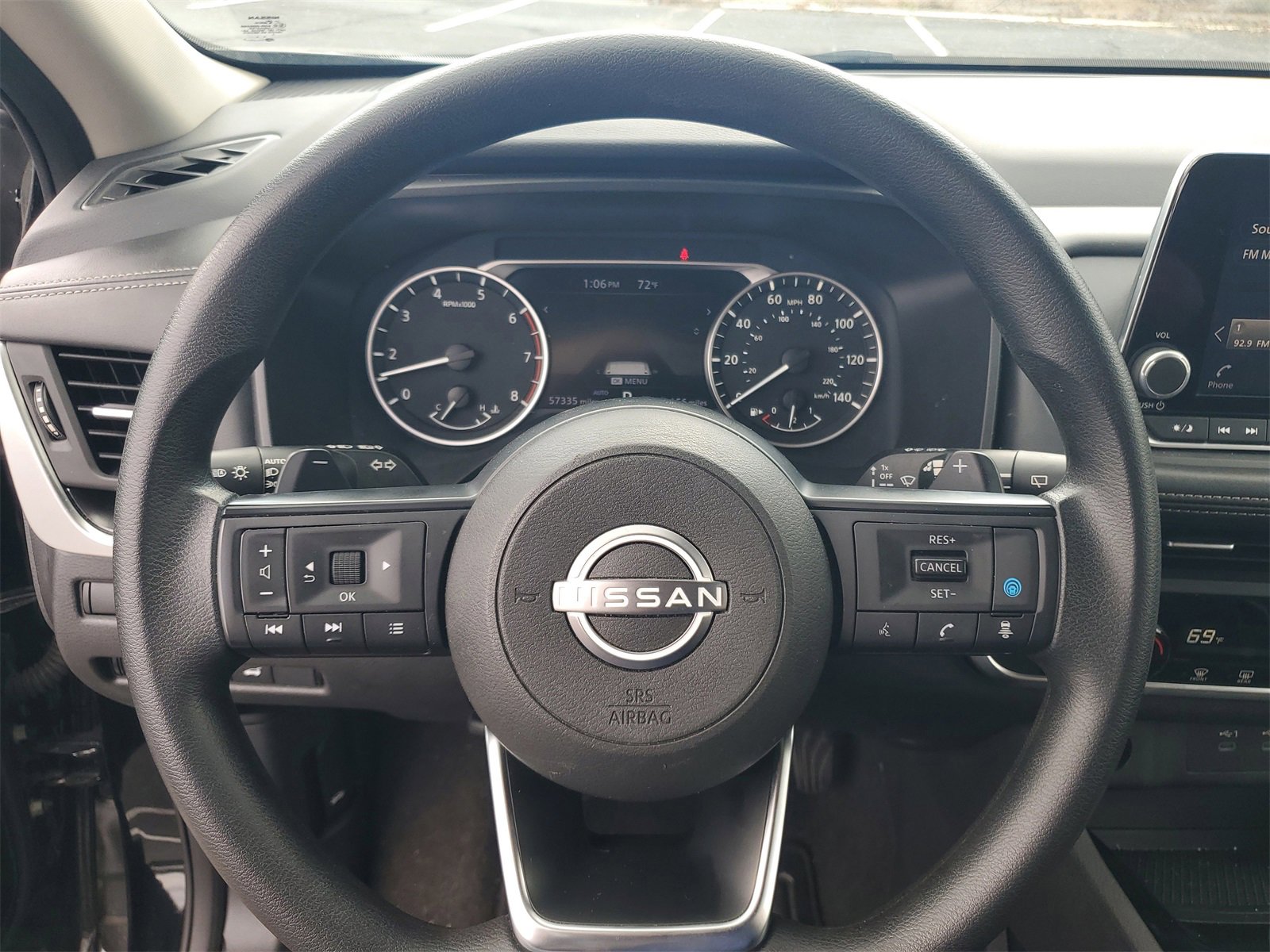 Used 2024 Nissan Rogue SV image 10