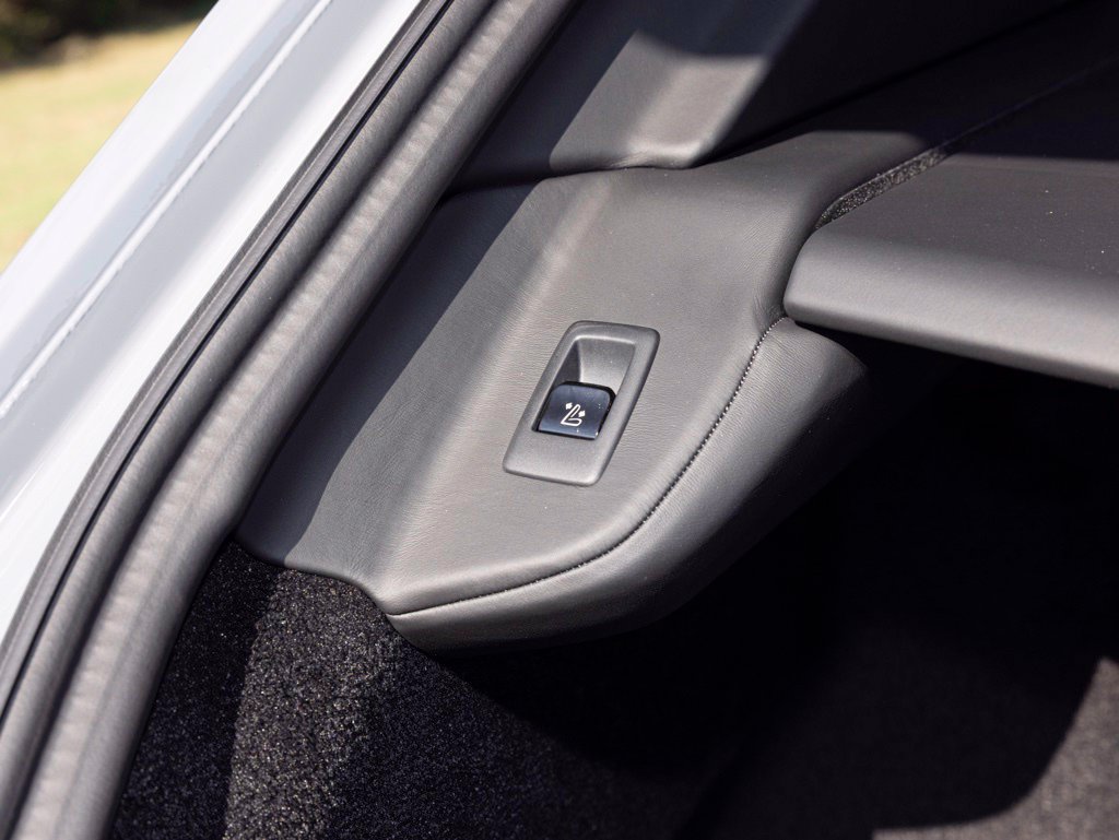 New 2027 Rolls-Royce Cullinan AWD/4WD image 61