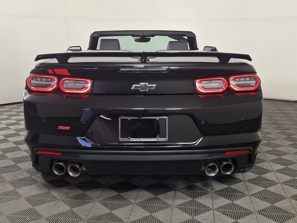 Used 2024 Chevrolet Camaro SS w/ Redline Edition RWD image 4