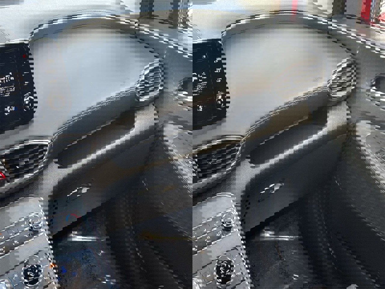 Certified 2022 Hyundai Santa Fe SEL w/ Cargo Package image 15