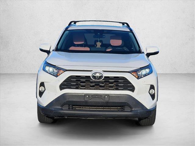 Used 2020 Toyota RAV4 XLE image 2