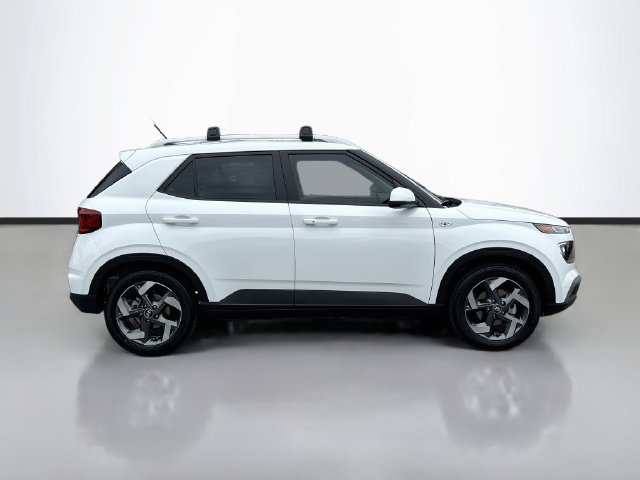 New 2026 Hyundai Venue SEL FWD image 8