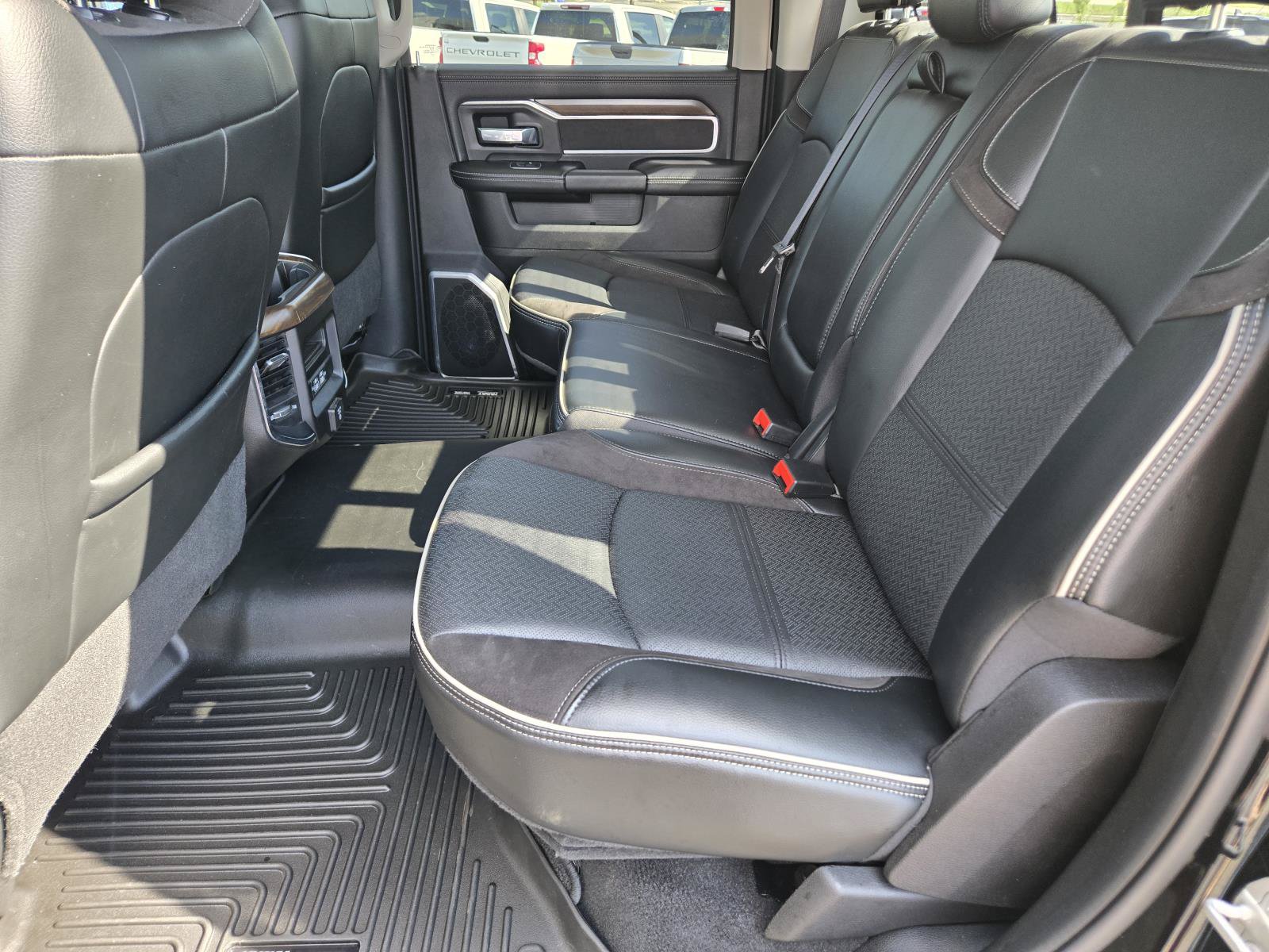 Used 2023 RAM 2500 Laramie AWD/4WD image 17