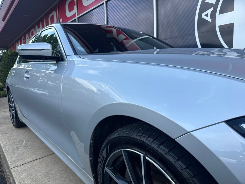 Used 2019 BMW 330i xDrive Sedan w/ Driving Assistance Package AWD/4WD image 2