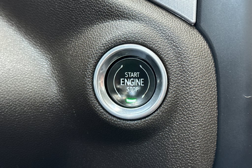 Used 2019 GMC Sierra 1500 SLT w/ SLT Premium Plus Package AWD/4WD image 24