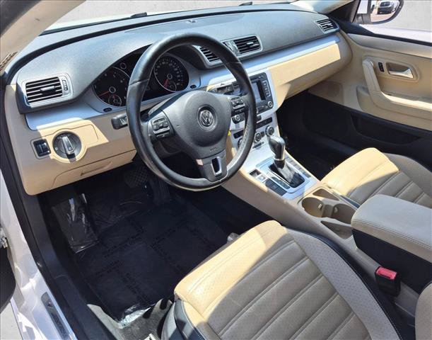 Used 2013 Volkswagen CC R-Line FWD image 12