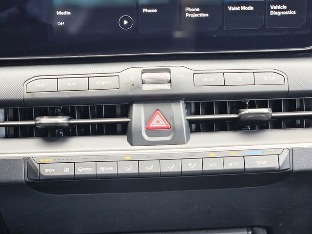 Used 2025 Kia K4 LXS image 25