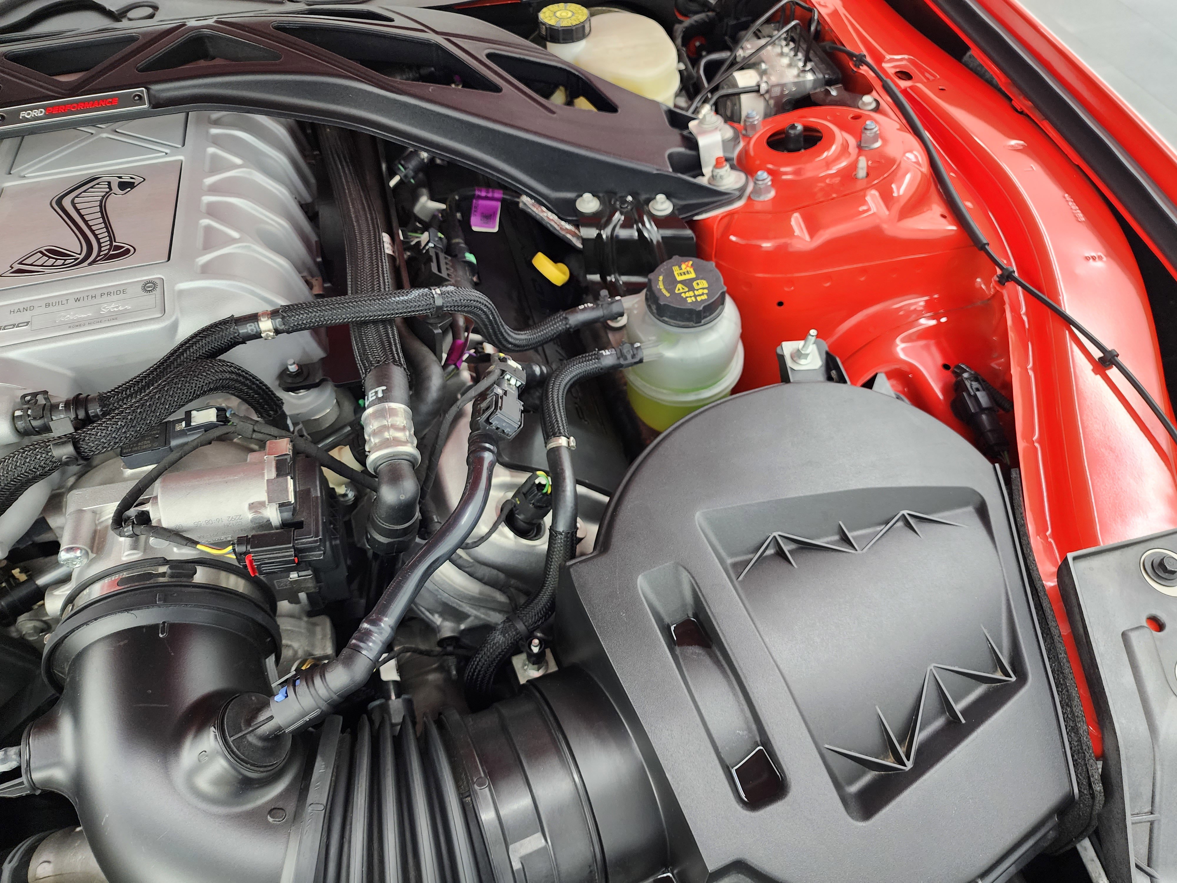 Used 2022 Ford Mustang Shelby GT500 w/ Technology Package image 17