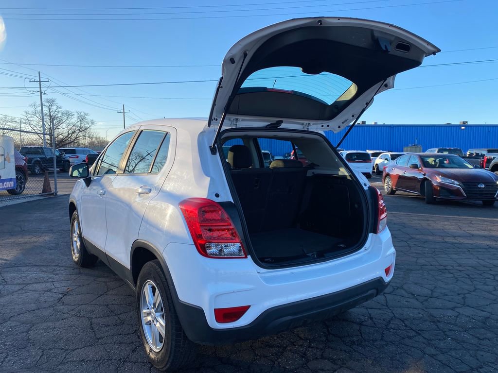 Used 2019 Chevrolet Trax LS image 4