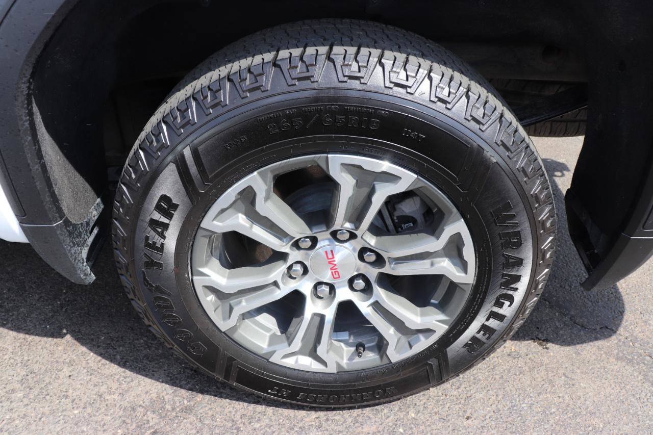 Used 2025 GMC Sierra 1500 SLT AWD/4WD image 53