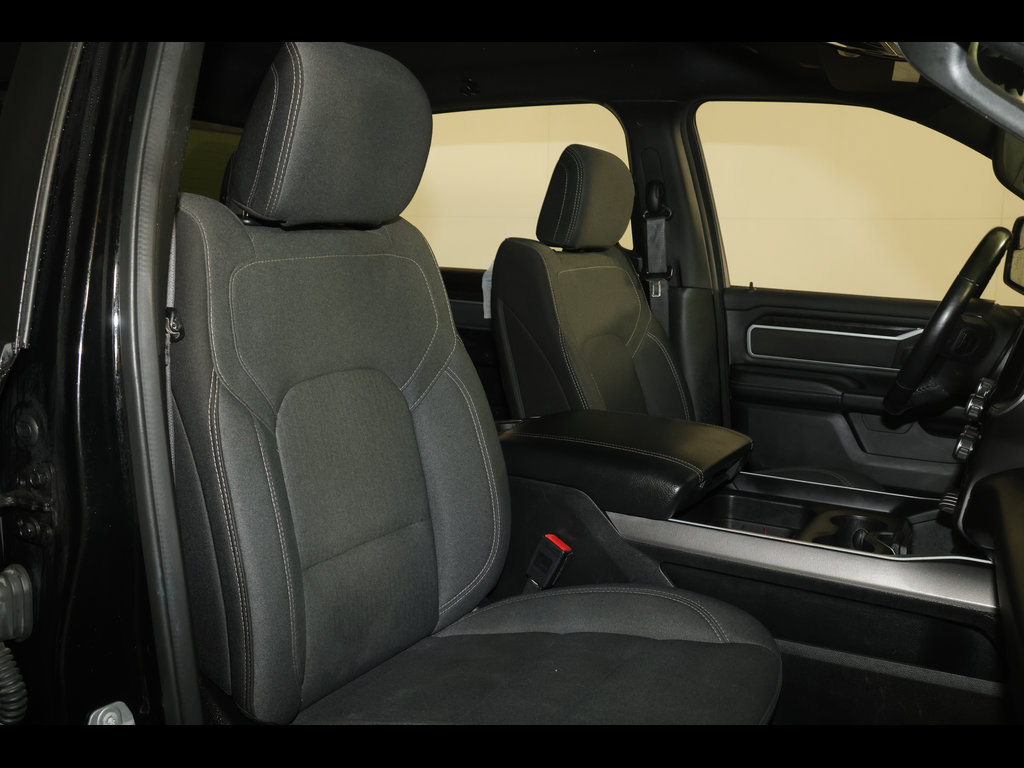 Used 2022 RAM 1500 Big Horn AWD/4WD image 31