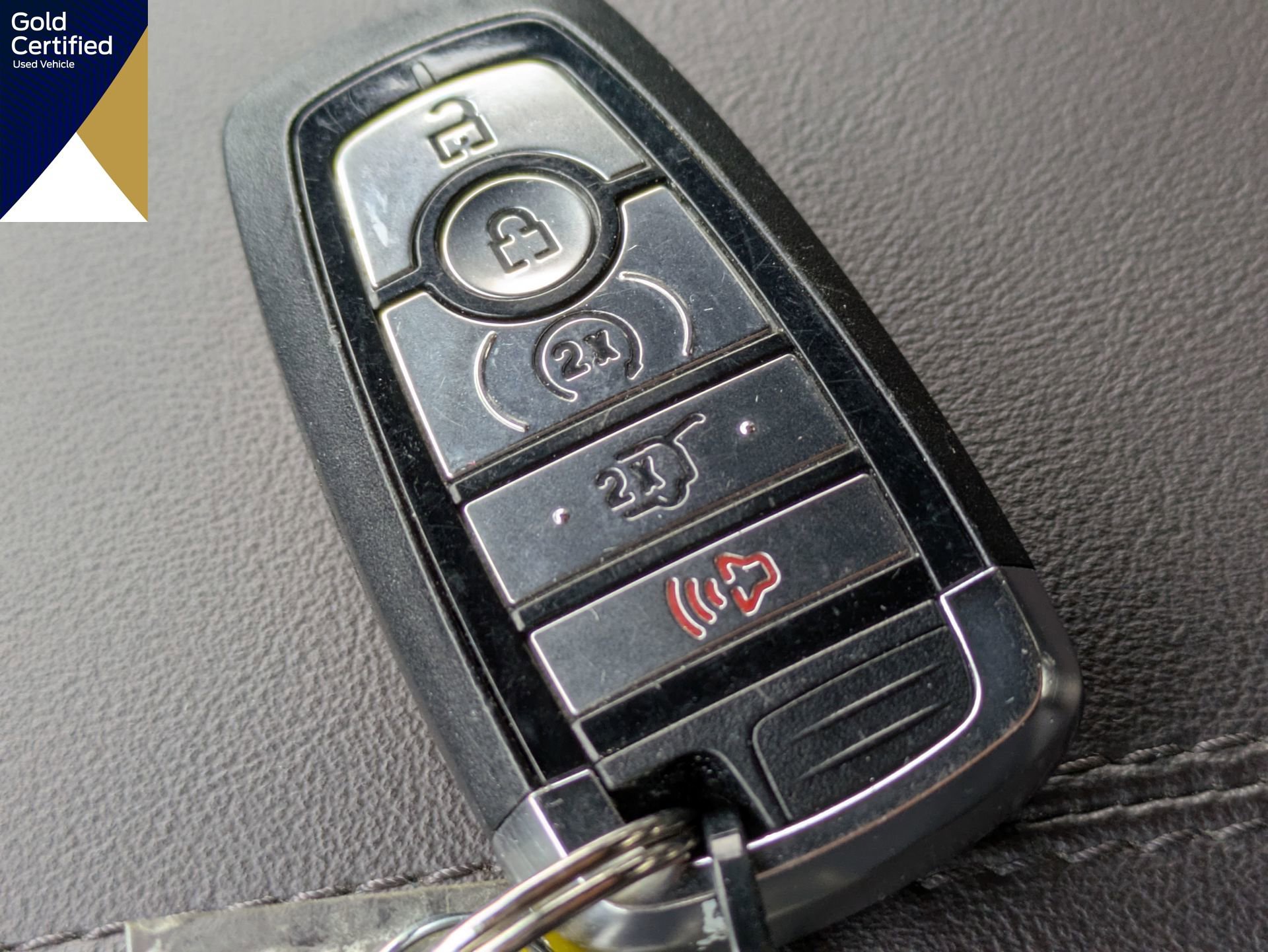 Certified 2025 Ford Explorer Platinum w/ LUX Leather Package image 38