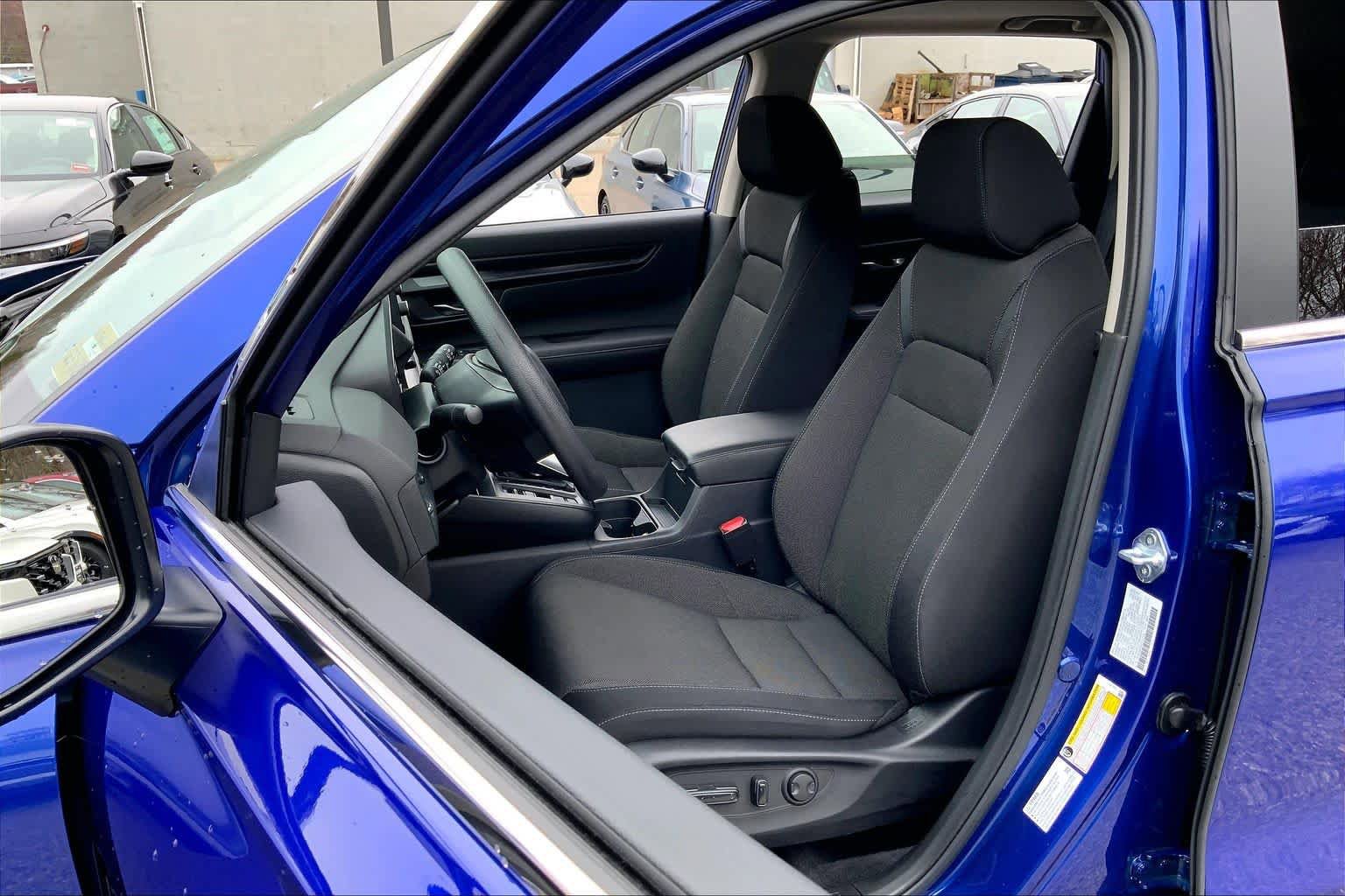 Certified 2025 Honda CR-V EX image 9