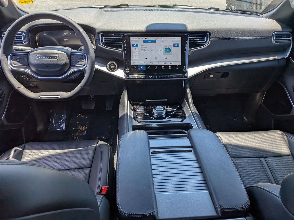 Used 2025 Jeep Wagoneer Series III w/ Premium Group I AWD/4WD image 22