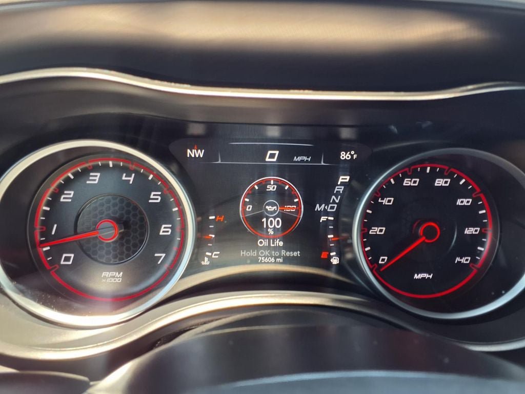 Used 2022 Dodge Charger SXT RWD image 30