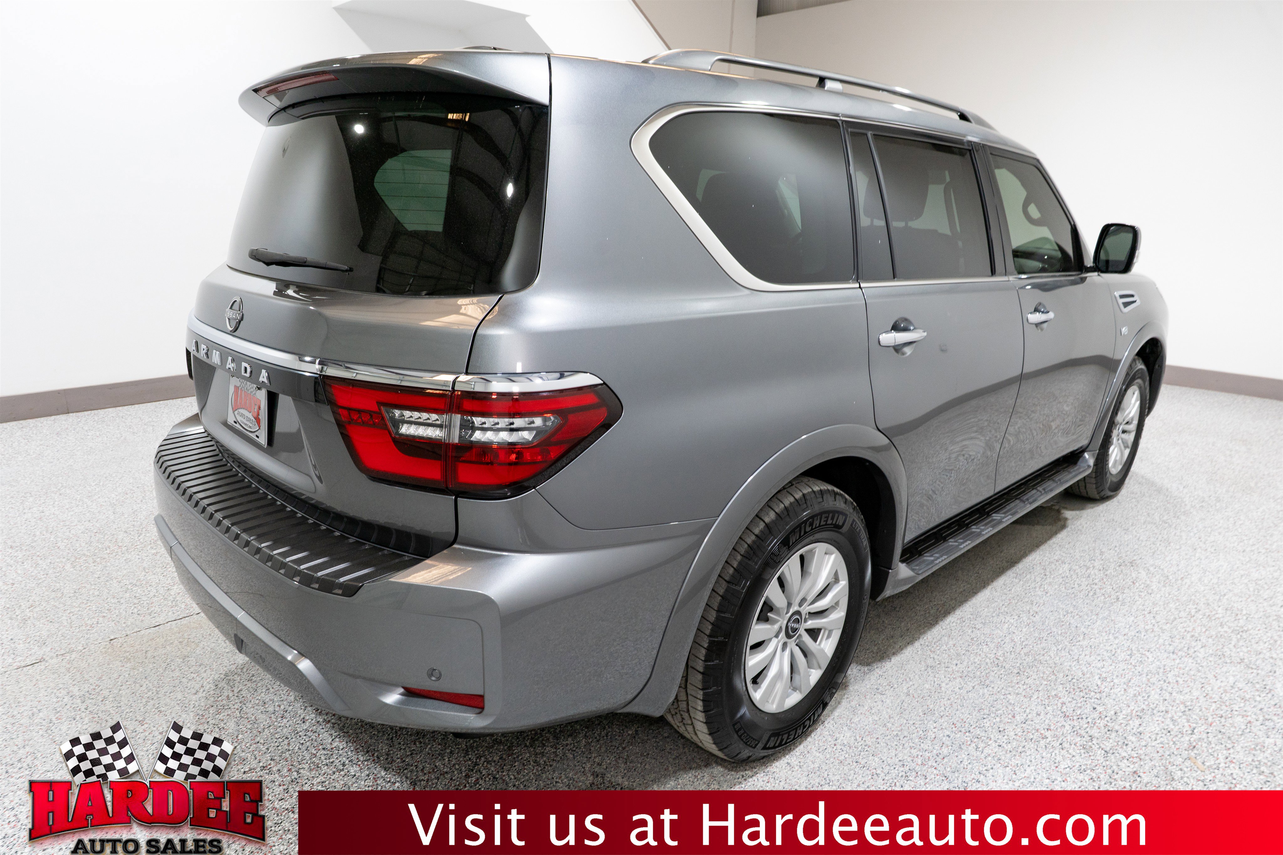 Used 2022 Nissan Armada SV w/ Cargo Package RWD image 5