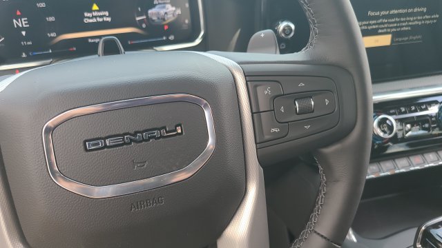 New 2026 GMC Sierra 1500 Denali w/ Technology Package AWD/4WD image 18