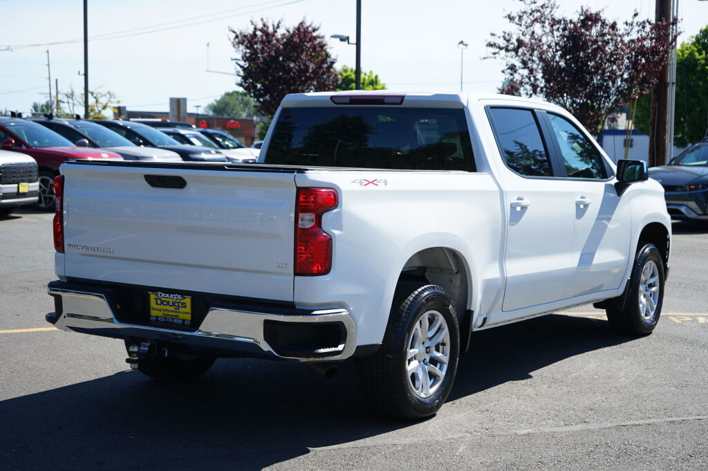 Used 2022 Chevrolet Silverado 1500 LT AWD/4WD image 6