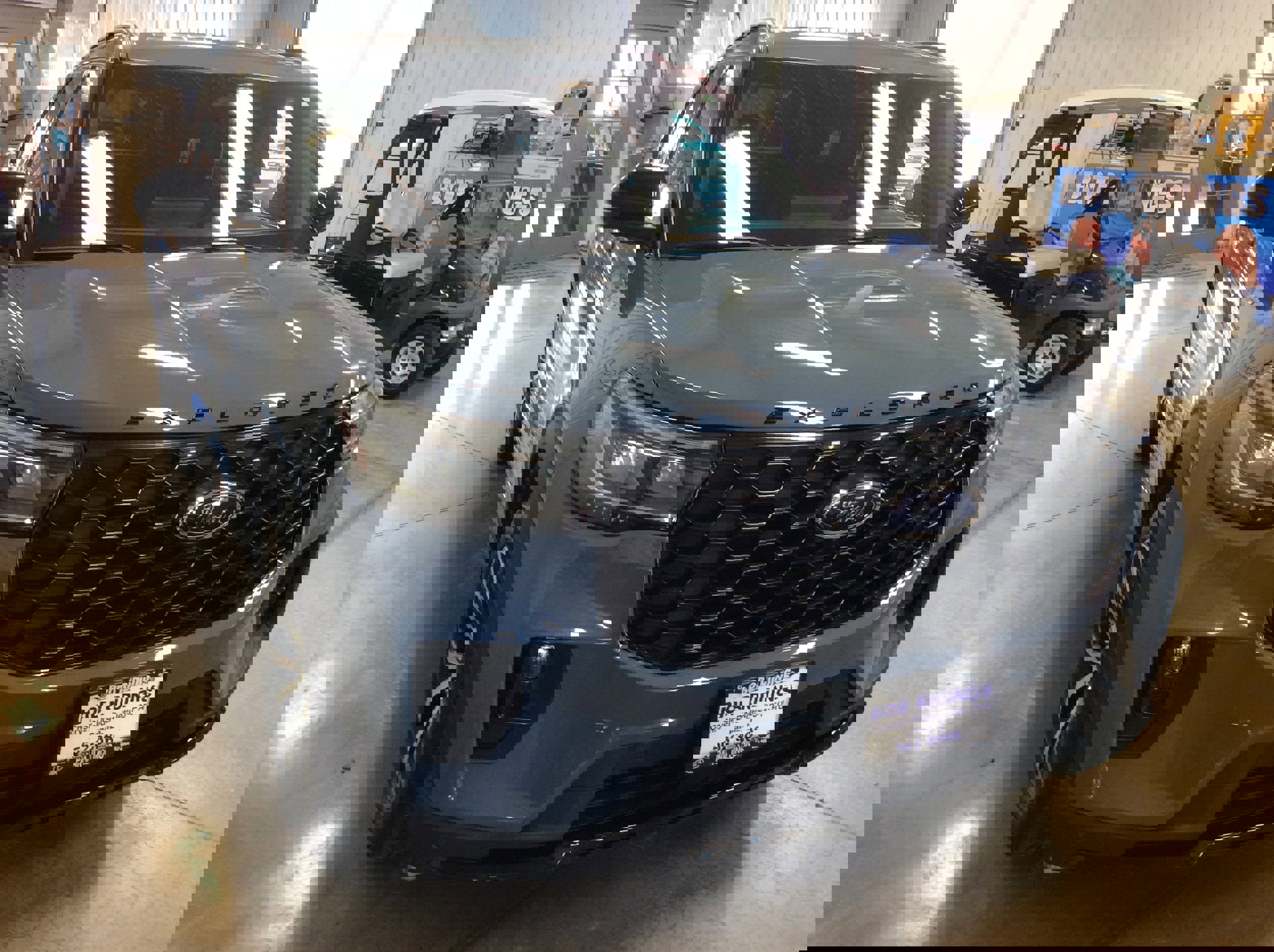 Used 2025 Ford Explorer ST-Line image 8