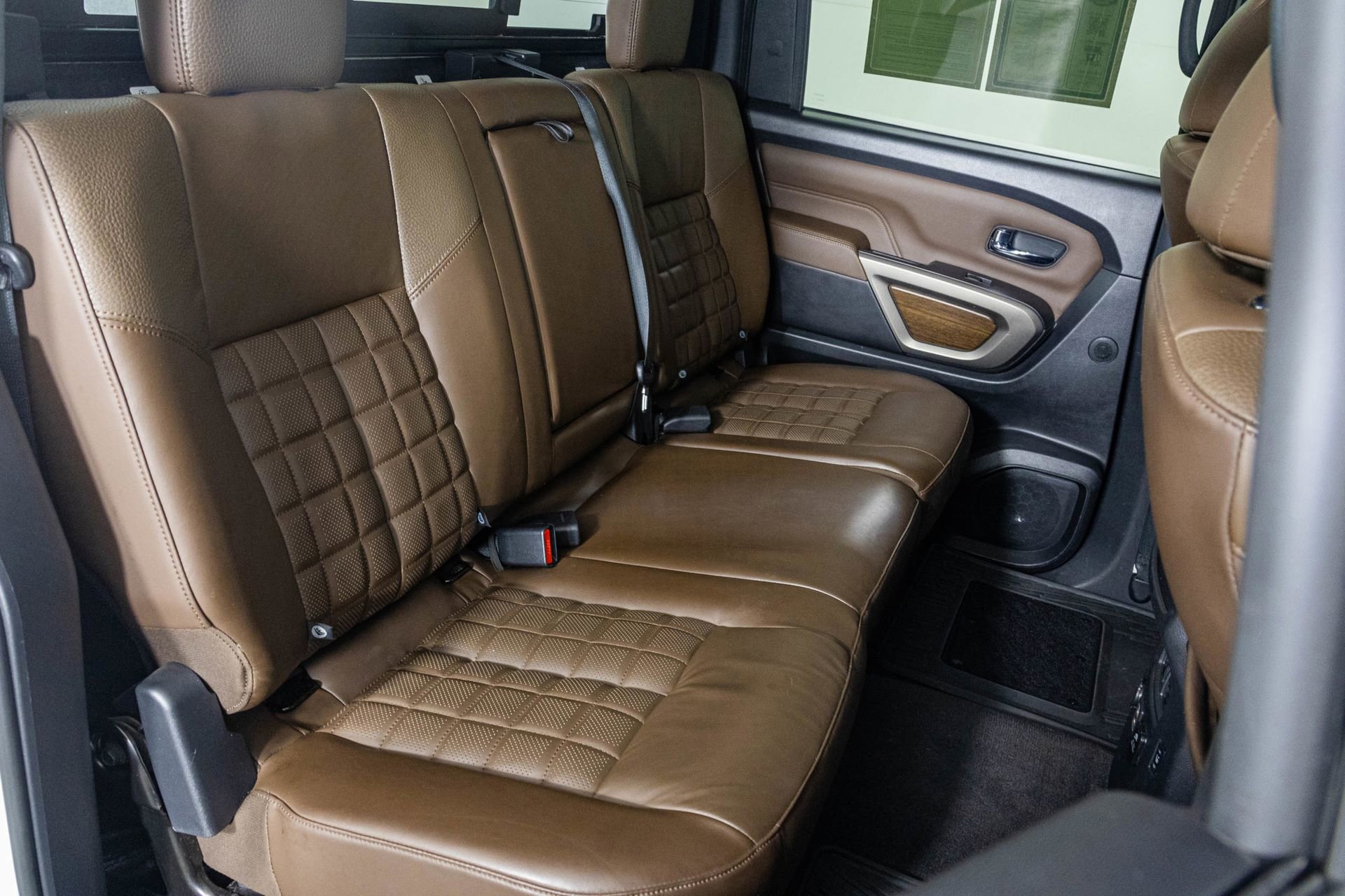 Used 2021 Nissan Titan Platinum Reserve w/ Moonroof Package AWD/4WD image 45