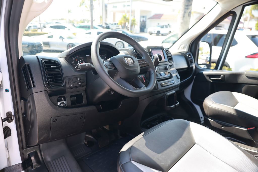Used 2025 RAM ProMaster 2500 w/ Convenience Group FWD image 14
