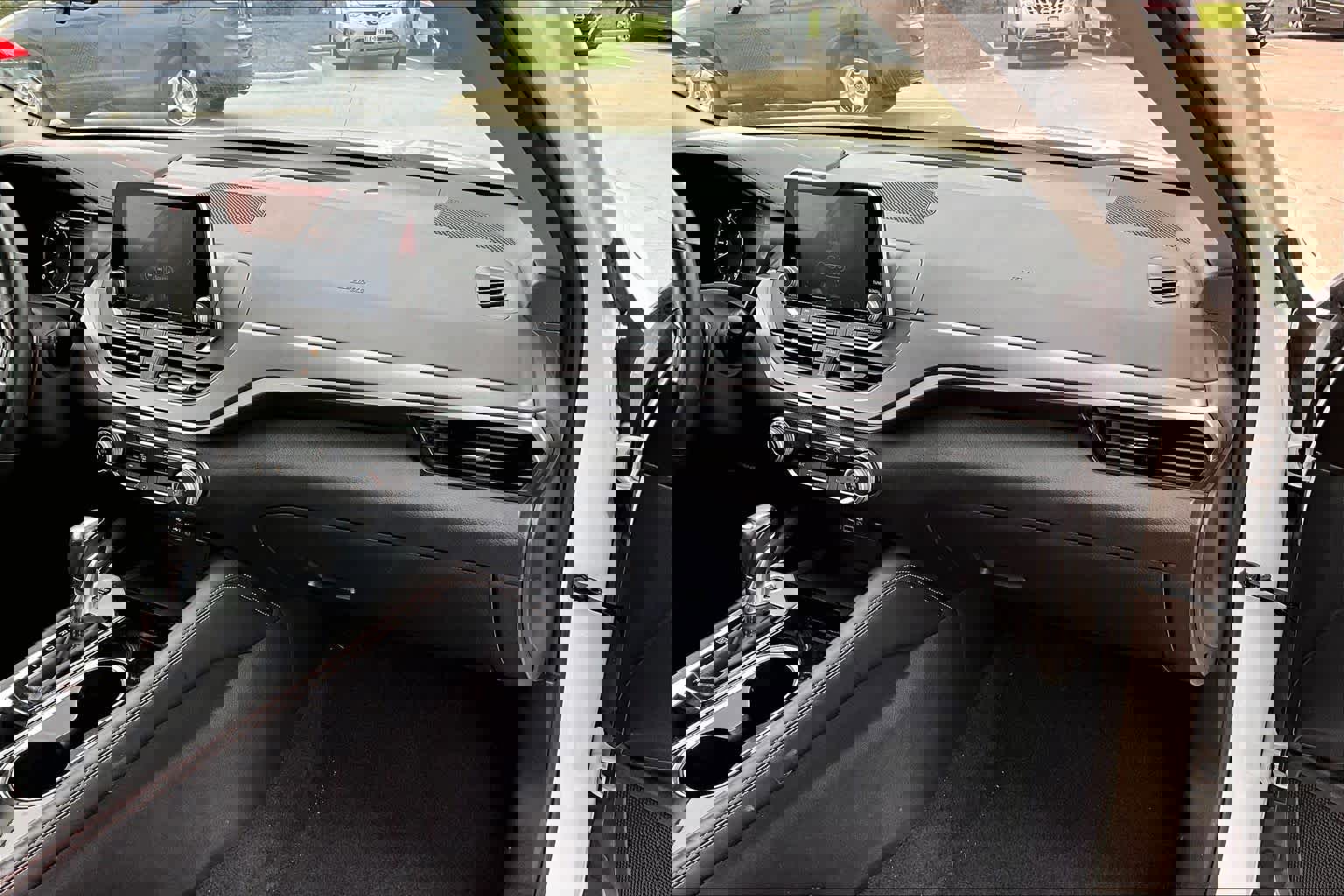 Used 2024 Nissan Altima 2.5 SR image 19