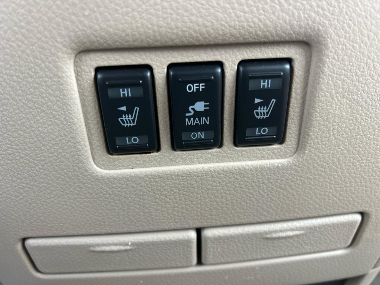 Used 2012 Nissan Quest LE image 22