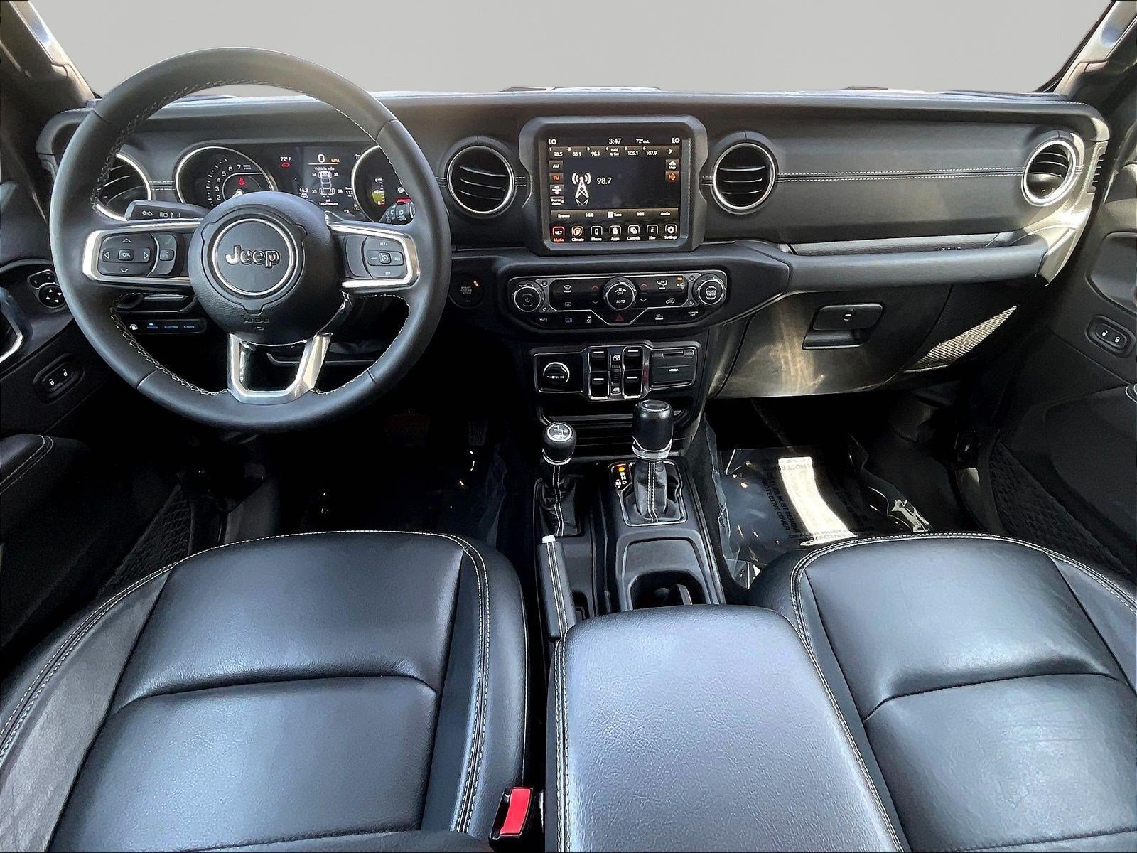 Used 2023 Jeep Wrangler Unlimited Sahara AWD/4WD image 7