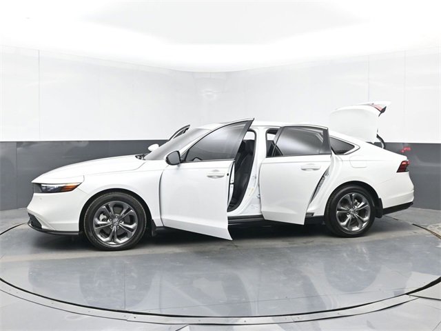 Used 2023 Honda Accord EX-L image 52