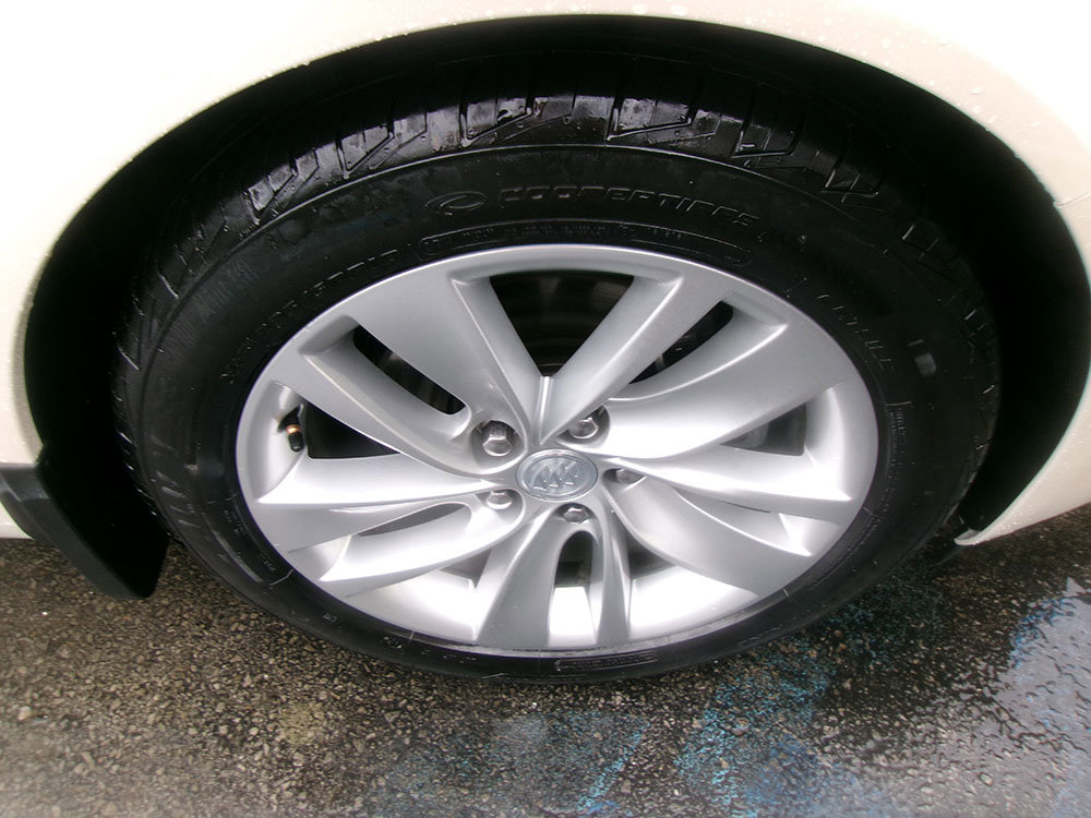 Used 2014 Buick Regal image 7